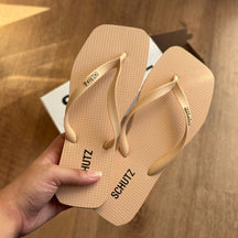 Chinelo de Dedo Schutz