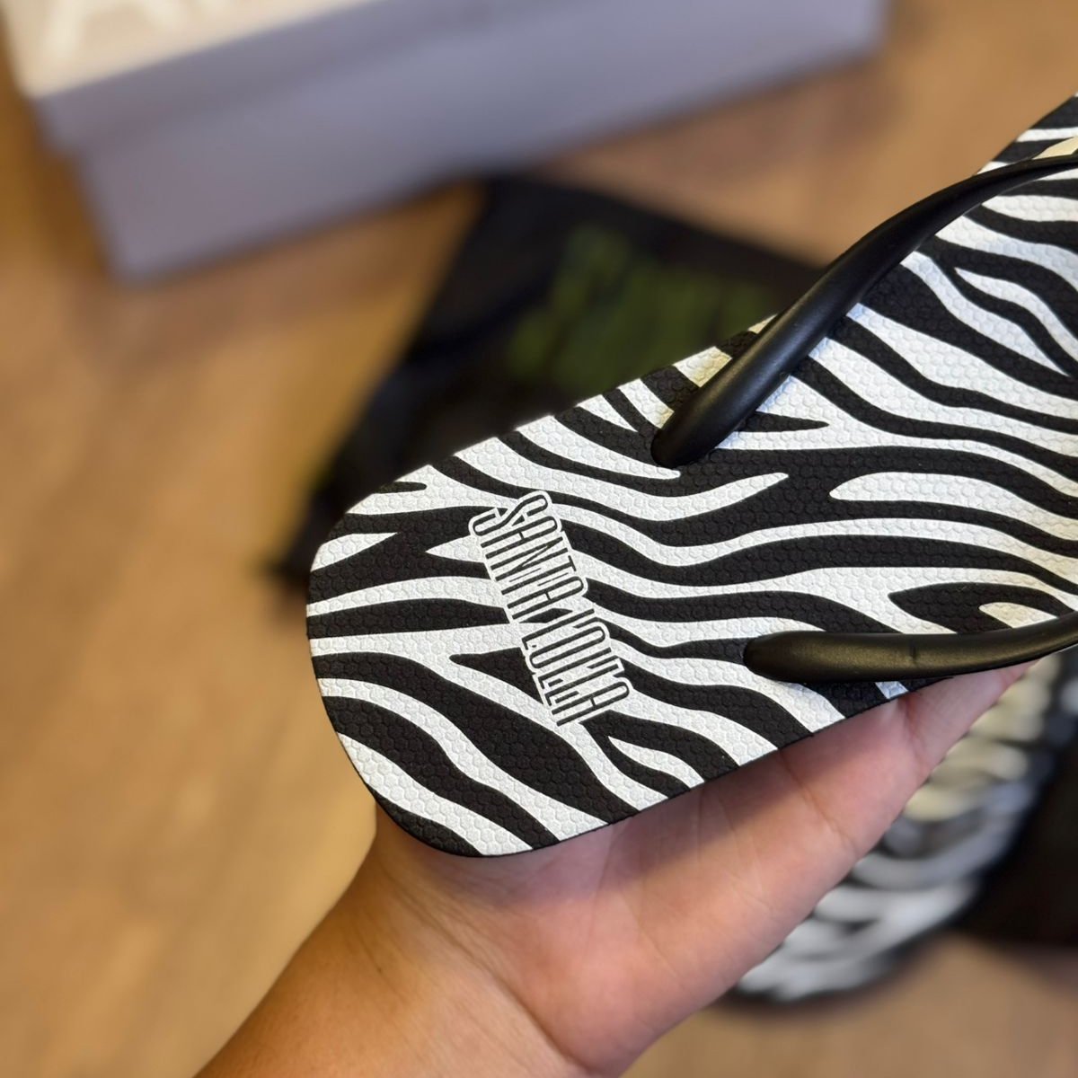 Chinelo Santa Lolla Flip Flop Borracha