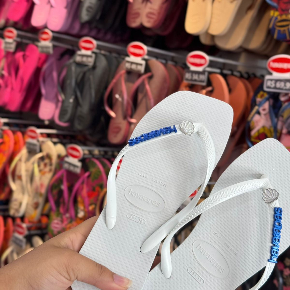 Havaianas Slim Square + Placa Logo + Pin Concha