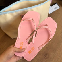 Chinelo Santa Lolla Venice + Necessaire